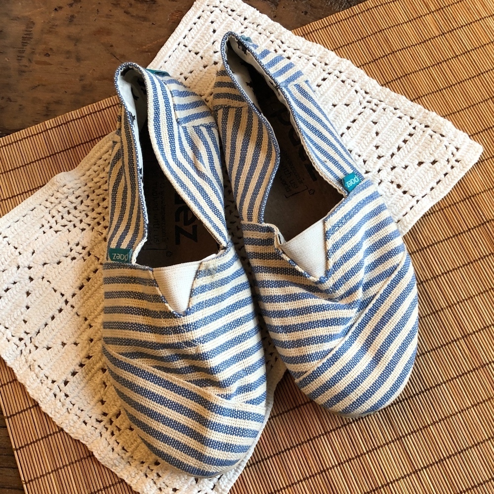 Paez Blue Striped Canvas Shoes 9
